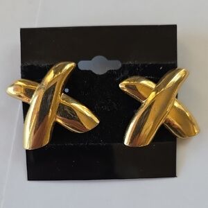 Gold Twist Earrings